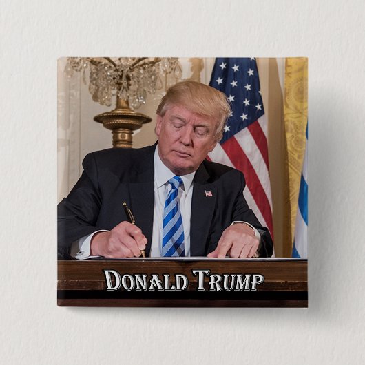 ドナルド・トランプ大統領 缶バッジ (正面)