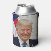 ドナルド・トランプ米国大統領ホワイトハウスMAGA 2024 缶クーラー (缶正面)