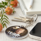 ドナルド・トランプ2024写真 – 肩にハゲのワシ キーホルダー (正面右)