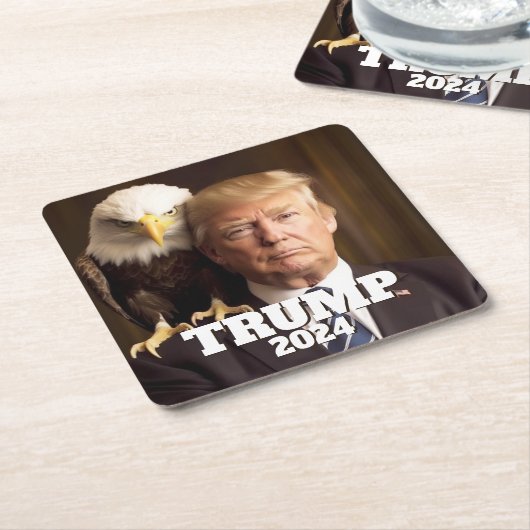 ドナルド・トランプ2024写真 – 肩にハゲのワシ スクエアペーパーコースター (アングル)