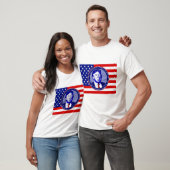 ドナルド・トランプ・アメリカ国旗 Tシャツ (ユニセックス)