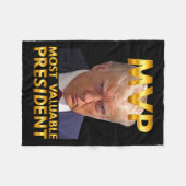 ドナルド・トランプ・ニューゴールデ最高大統領 フリースブランケット (正面(横))