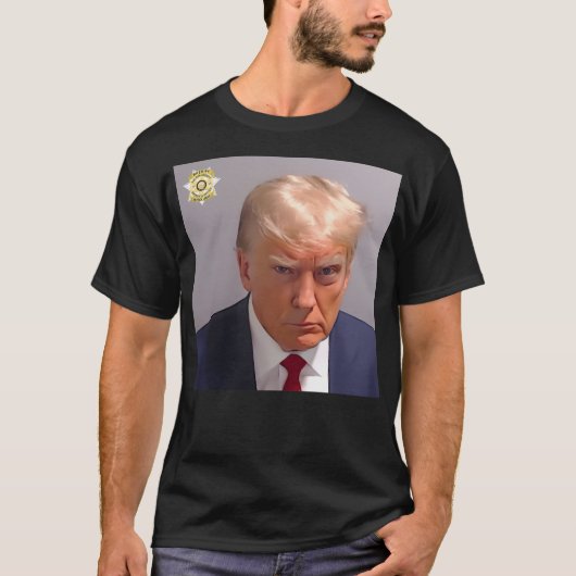 ドナルド・トランプ・マグ・ショット Tシャツ (正面)