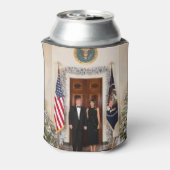 ドナルド&メラニアトランプのクリスマスホワイトハウス 缶クーラー (缶裏面)