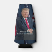 ドナルド・J・トランプ第45代大統領のキープサケ ボトルクーラー (正面)