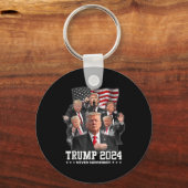 ドナルドJトランプ2024決して降伏しない1 キーホルダー (正面)