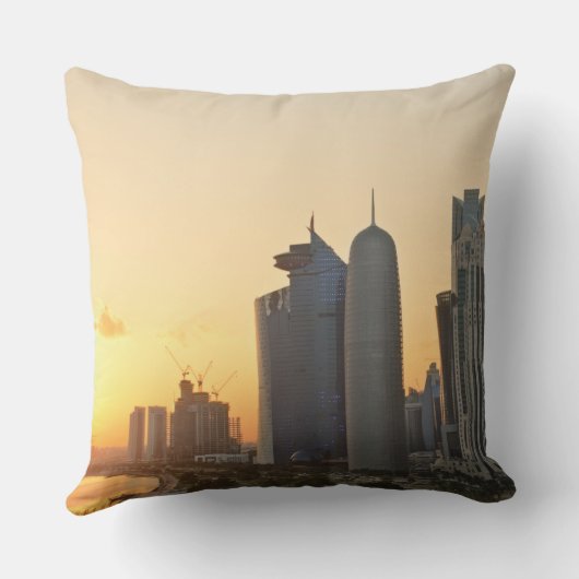 ドハ、カタールの上の日没装飾用クッション クッション (裏面)