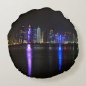 ドハ、夜円形の枕のカタールのスカイライン ラウンドクッション (裏面)