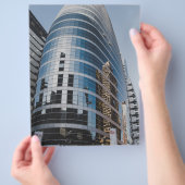 ドバイのガラスビル チラシ (手)