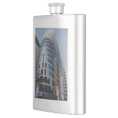 ドバイガラス超高層ビル フラスク (左)