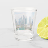 ドバイビジネスベイ統一されたアラブ首長国連邦ブルジュカリ ショットグラス (裏面)