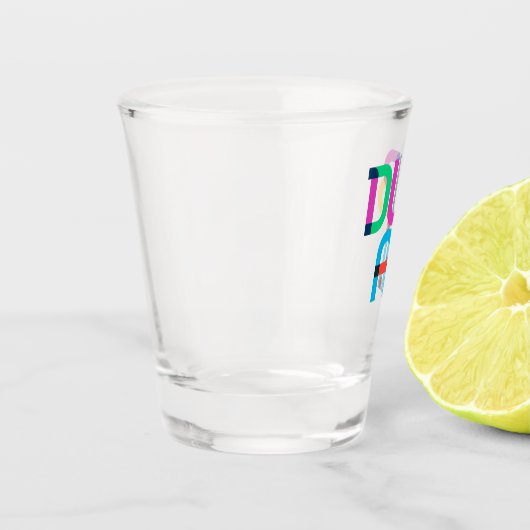 ドバイ統一されたアラブ首長国アポップ・アートのートレターズ ショットグラス (左)