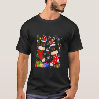 ドバーマンおもしろいクリスマスソックスクリスマスドッグラバータンク Tシャツ