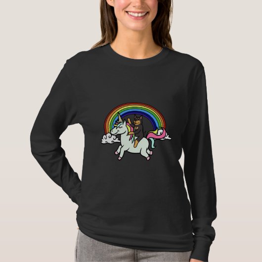 ドバーマンおもしろいライディングユニコーン Tシャツ (正面)