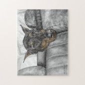 ドベルマンが車に乗る ジグソーパズル (縦)