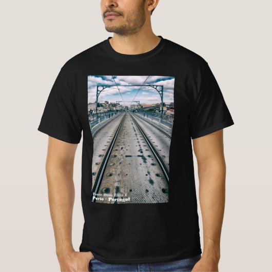 ドムルイスI橋の地下鉄スーペリアデッキ Tシャツ (正面)