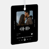 ドライブセーフミュージックプレーヤーフォトカーオーナメント メタルオーナメント (正面右)