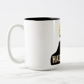 ドラキュラがお前に夜を不気味祈る ツートーンマグカップ (左)