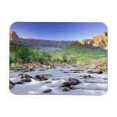 ドラケンズバーグの円形劇場とトゥジェラ川 マグネット (横)