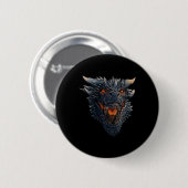 ドラゴンが敵吹に発砲しようとしている 缶バッジ (正面&裏面)