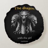 ドラゴンと女の子タトゥー – おもしろい Dark ラウンドクッション (裏面)
