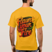 ドラゴンにインスパイアされた模様の幾何学的な部族ライオン Tシャツ (裏面)
