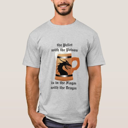 ドラゴンのついたジョッキ Tシャツ (正面)