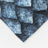 ドラゴンのはかりで測られた/青い宝石 フリースブランケット (角)