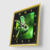 ドラゴンのイグアナの名前Woody スクエア壁時計 (傾斜)