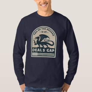 ドラゴンのテールディールギャップオートバイのロードトリップ Tシャツ