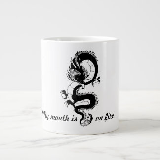 ドラゴンの絵が描かれたクラシックマグカップ ジャンボコーヒーマグカップ