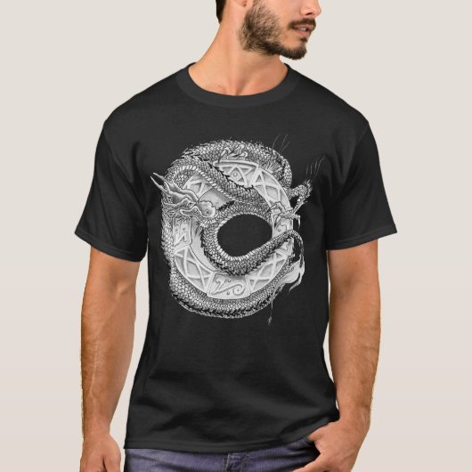 ドラゴンのOrnamental Tシャツ (正面)