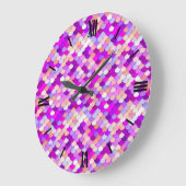 "ドラゴンはかりで測" – 紫。ホットピンクと桃 ラージ壁時計 (傾斜)