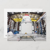 ドラゴンは補給の準備をする ポストカード (正面/裏面)