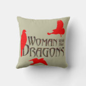 ドラゴンを持つ女性 クッション (裏面)