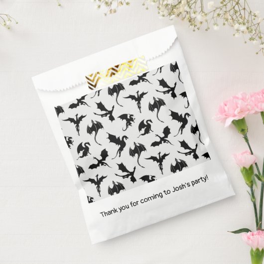 ドラゴンバースデーパーティー フェイバーバッグ (封をした状態)