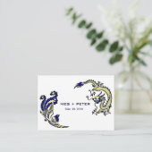 ドラゴンモダンフェニックス中国のウェディングRSVP エンクロージャーカード (スタンド正面)