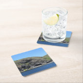 ドラゴン顔ロッククリフスカイ スクエアペーパーコースター (インサイチュ)