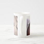 ドラゴン・イン・ケーブ ボーンチャイナマグカップ (裏面)