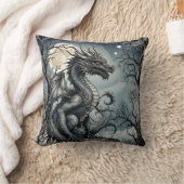 ドラゴン・バイ・ムーンライト クッション (ブランケット)