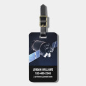 ドラゴンXl宇宙船のイラストレーション。 ラゲッジタグ (正面縦)