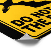 ドラゴ食べ物を与えンを使わない ポスター (角)