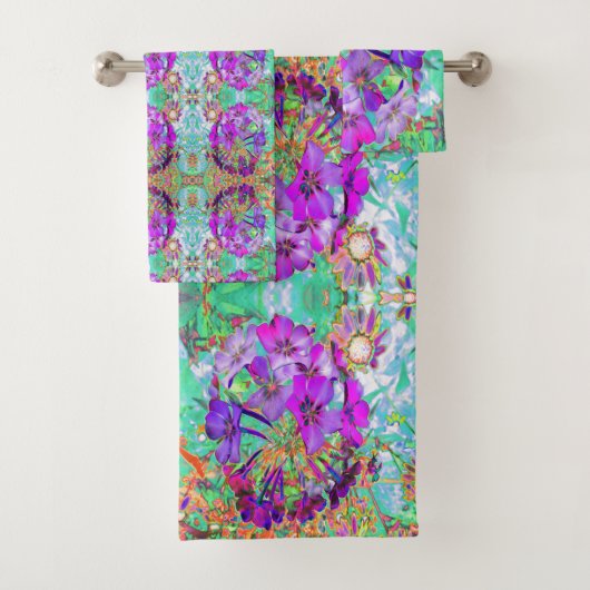 ドラマチサイケデリックカルなマゼンタと紫の花 バスタオルセット (インサイチュ)
