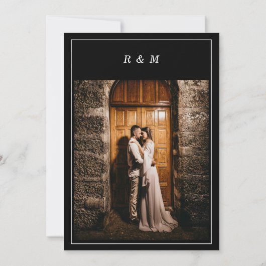 ドラマチックでダークなロマンティック ムーディーフラワーフォトブラック 招待状 (裏面)