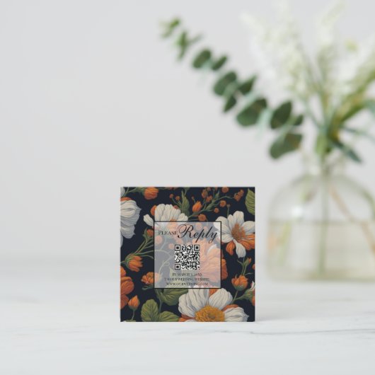 ドラマチックなオレンジエレガント色の白花模様QRコード エンクロージャーカード (スタンド正面)