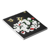 ドラマチックなハチのテンサイと黒の白い花 ノートパッド (アングル)