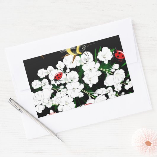 ドラマチックなハチのテンサイと黒の白い花 長方形シール (封筒)