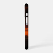 ドラマチックな山の日の出「ライズとグラインド」 iPhone 16ケース (左側面)