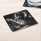 ドラマチックな黒馬vs.キング – チェスはっきりしたのアートワーク スクエアペーパーコースター (アングル)