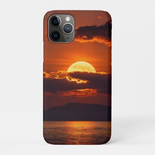 ドラマティックな深紅の夕焼けと大海原 Case-Mate iPhoneケース (裏)